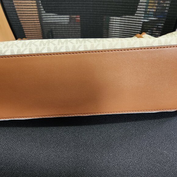 NWT Michael Kors Carine Lg Satchel - Picture 3 of 5
